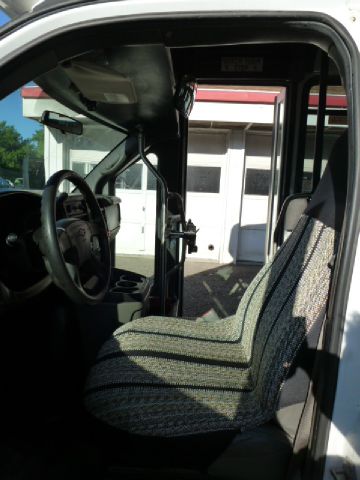 Chevrolet Cutaway 2007 photo 21