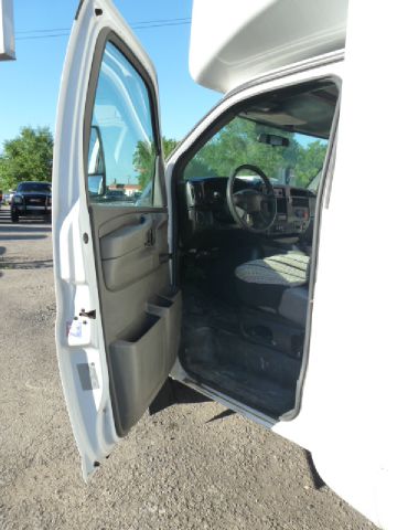 Chevrolet Cutaway 2007 photo 22