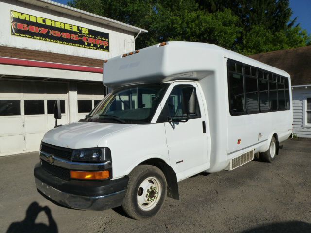 Chevrolet Cutaway 2007 photo 26