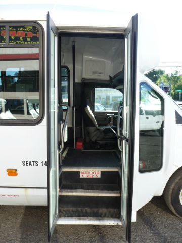 Chevrolet Cutaway 2007 photo 29