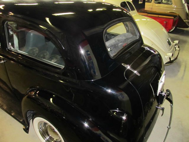 Chevrolet Deluxe 1939 photo 2
