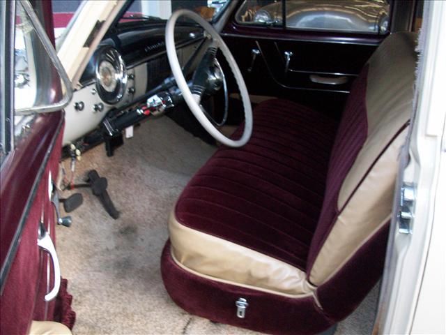 Chevrolet Deluxe Fleetline Laranie Classic Car - Custom Car