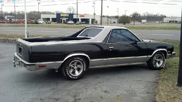 Chevrolet EL CAMINO ES 2.4L AUTO Pickup Truck