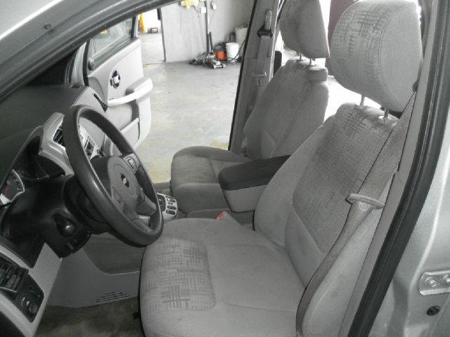 Chevrolet Equinox 2005 photo 2