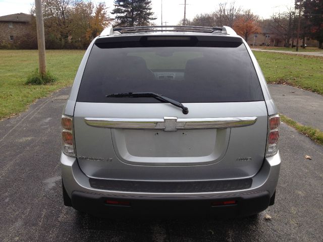 Chevrolet Equinox 2005 photo 2