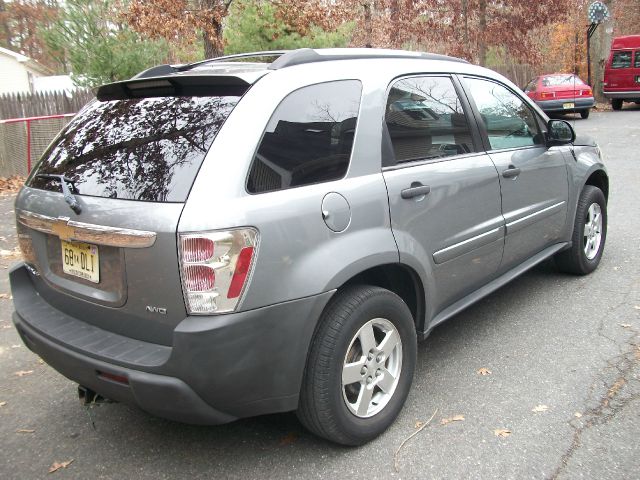 Chevrolet Equinox 2005 photo 2