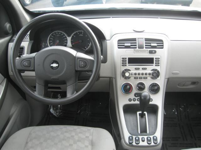 Chevrolet Equinox 2005 photo 17