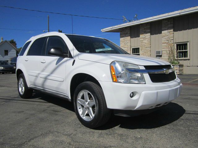 Chevrolet Equinox 2005 photo 2