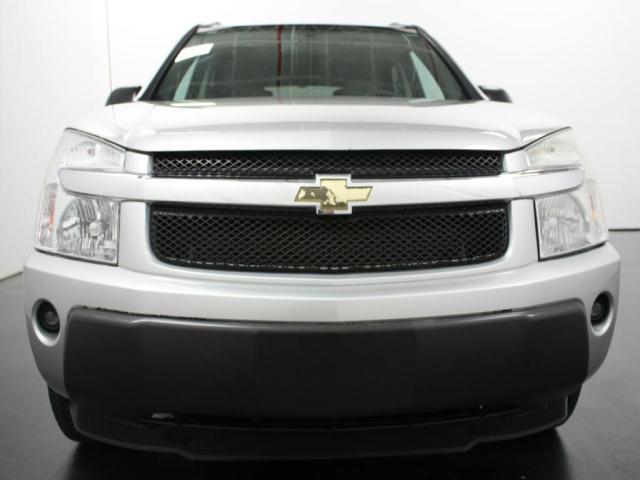 Chevrolet Equinox 2005 photo 2