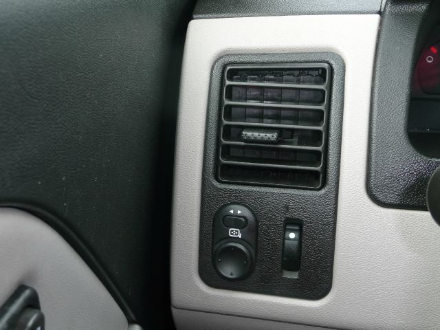 Chevrolet Equinox 2005 photo 43