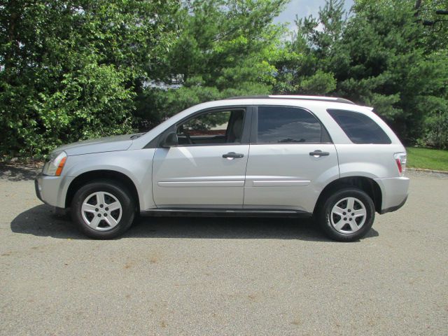 Chevrolet Equinox 2005 photo 2