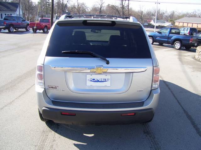 Chevrolet Equinox 2006 photo 2