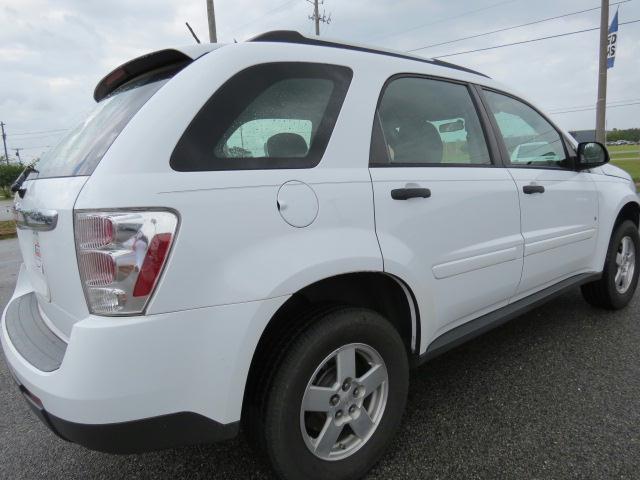 Chevrolet Equinox 2007 photo 2