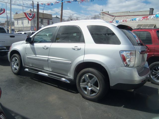 Chevrolet Equinox 2009 photo 2
