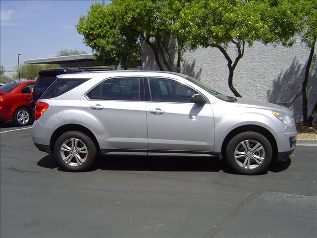 Chevrolet Equinox 2010 photo 2