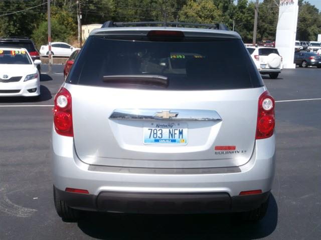 Chevrolet Equinox 2010 photo 3