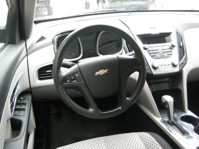 Chevrolet Equinox 2010 photo 3