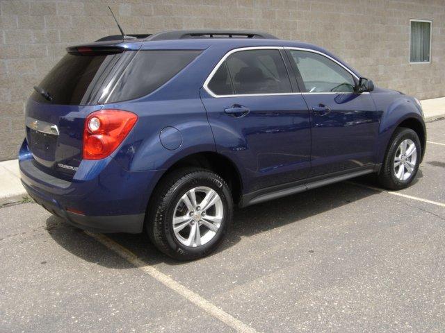 Chevrolet Equinox 2010 photo 2