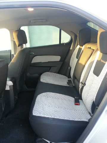 Chevrolet Equinox Passenger Van AWD SUV