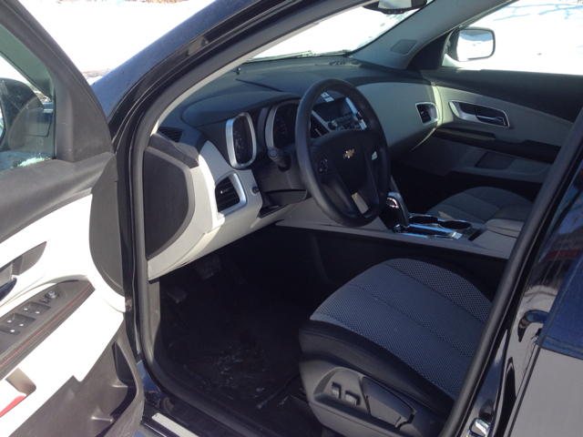 Chevrolet Equinox 2010 photo 2