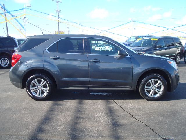 Chevrolet Equinox 2010 photo 2