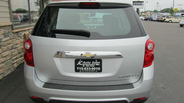 Chevrolet Equinox 2010 photo 2