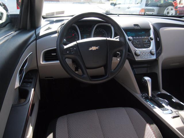 Chevrolet Equinox 2010 photo 1