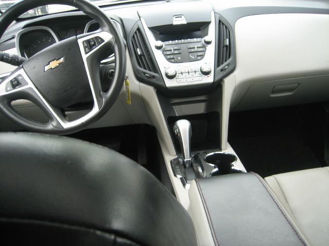 Chevrolet Equinox 2010 photo 3