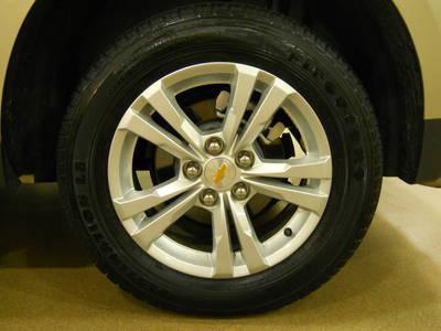 Chevrolet Equinox 2011 photo 1