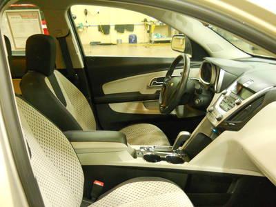 Chevrolet Equinox 2011 photo 2