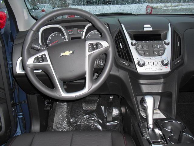 Chevrolet Equinox 2011 photo 3