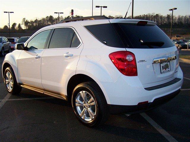 Chevrolet Equinox 2011 photo 2