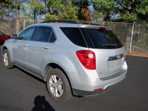 Chevrolet Equinox 2011 photo 2