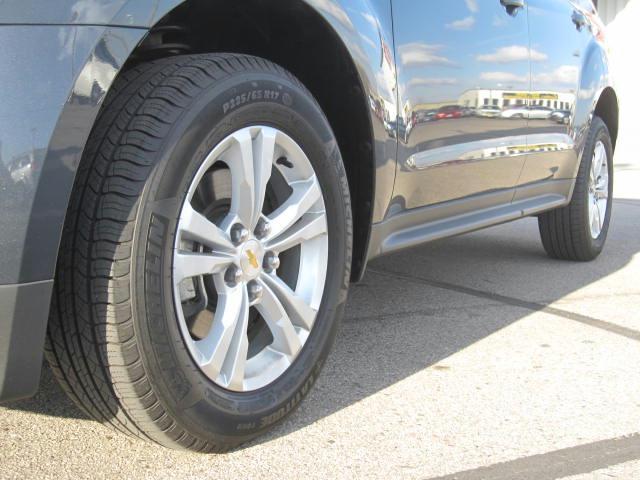 Chevrolet Equinox 2011 photo 3