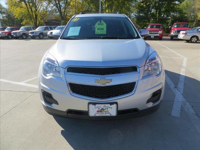 Chevrolet Equinox 2011 photo 2