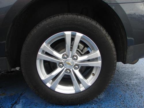 Chevrolet Equinox 2011 photo 2