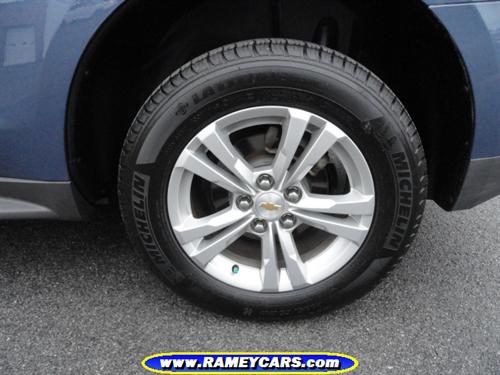 Chevrolet Equinox 2011 photo 2