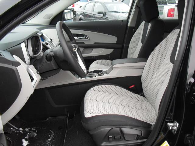 Chevrolet Equinox 2011 photo 3