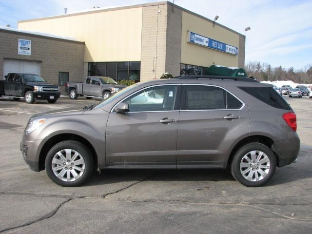 Chevrolet Equinox 2011 photo 2
