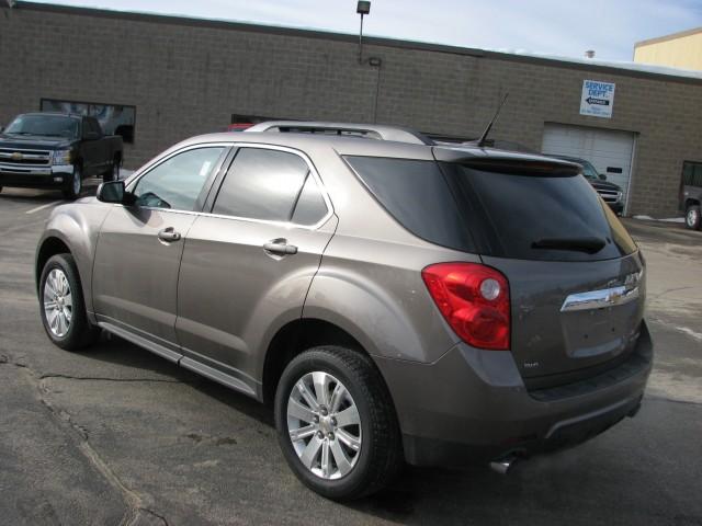 Chevrolet Equinox 2011 photo 3