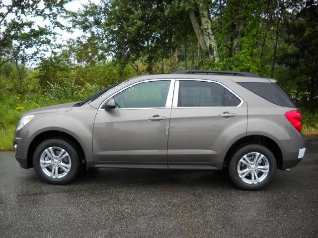 Chevrolet Equinox 2011 photo 2
