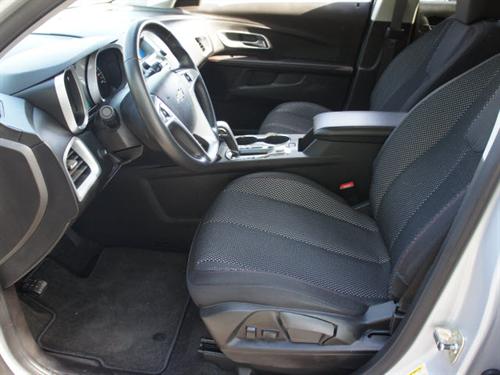 Chevrolet Equinox 2011 photo 2