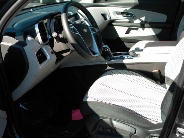 Chevrolet Equinox 2011 photo 1
