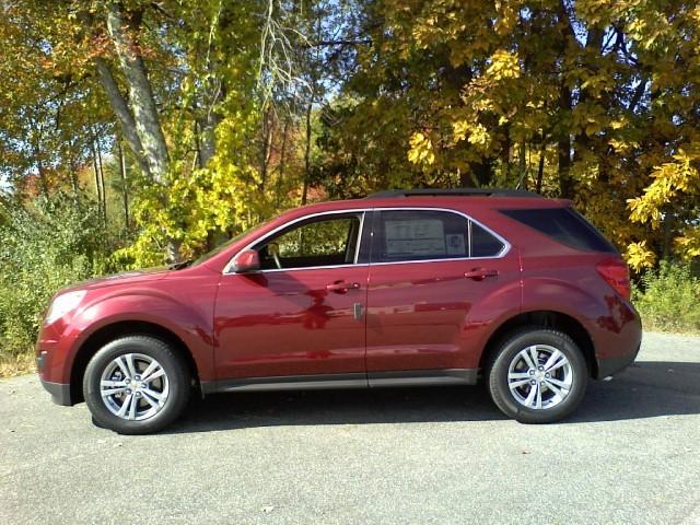 Chevrolet Equinox 2011 photo 2