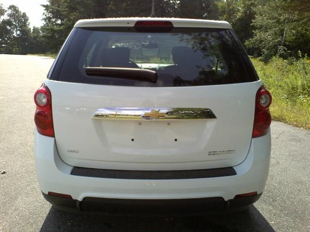 Chevrolet Equinox 2011 photo 3