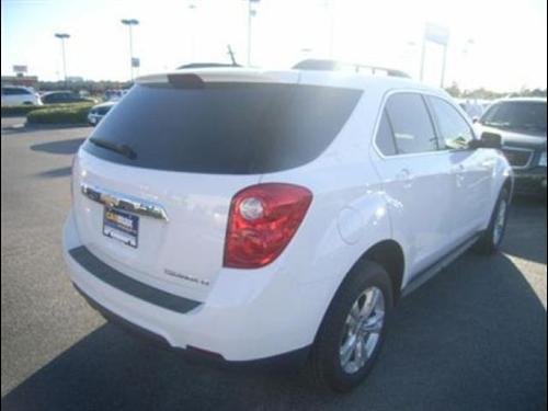 Chevrolet Equinox 2011 photo 2