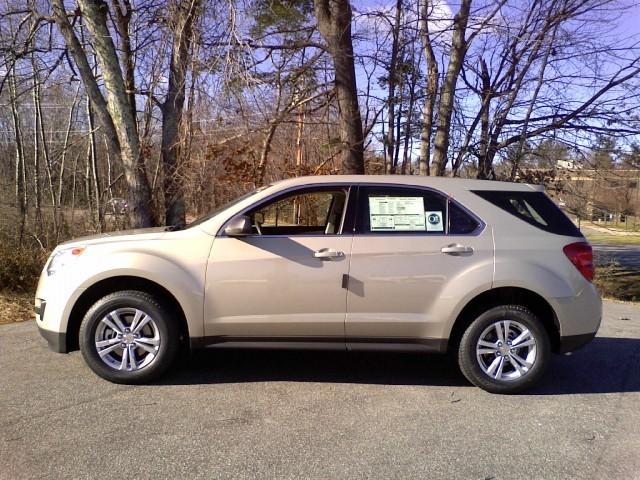 Chevrolet Equinox 2011 photo 2