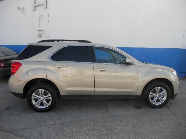 Chevrolet Equinox 2011 photo 2