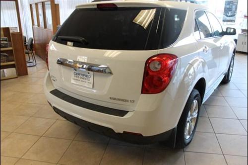 Chevrolet Equinox 2011 photo 2