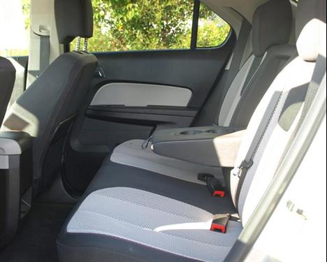 Chevrolet Equinox 2011 photo 2